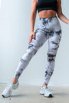 Seamless Tie-dye leggings white patterned