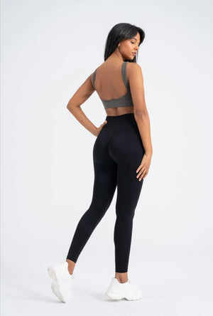 Black Ultra-Stretch Seamless Leggings - 8/9 Length with Push-Up Effect