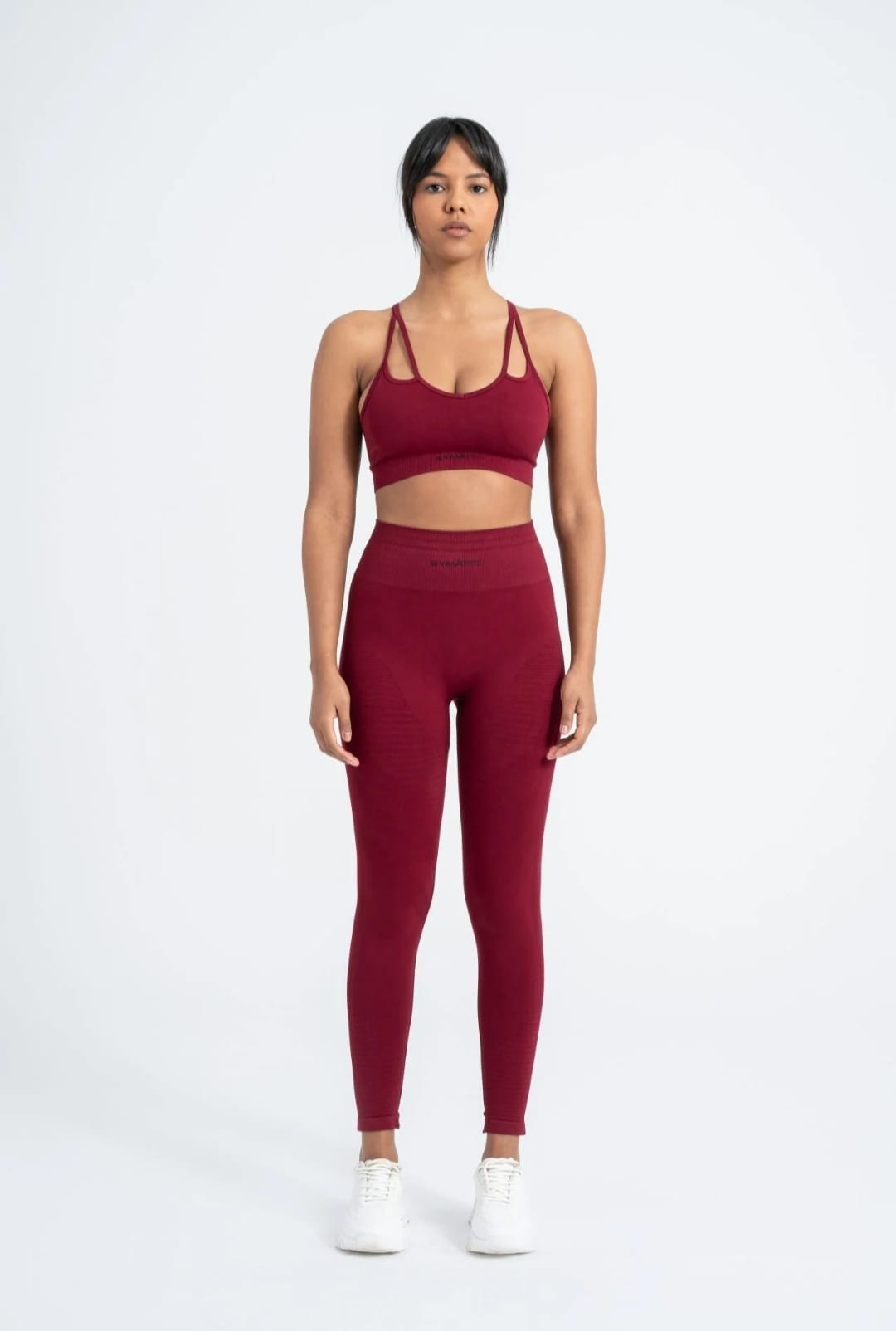 Burgundy Shaping Seamless Leggings - 8/9 Length, High Stretch, and Push-Up Effect