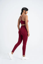 Burgundy Shaping Seamless Leggings - 8/9 Length, High Stretch, and Push-Up Effect