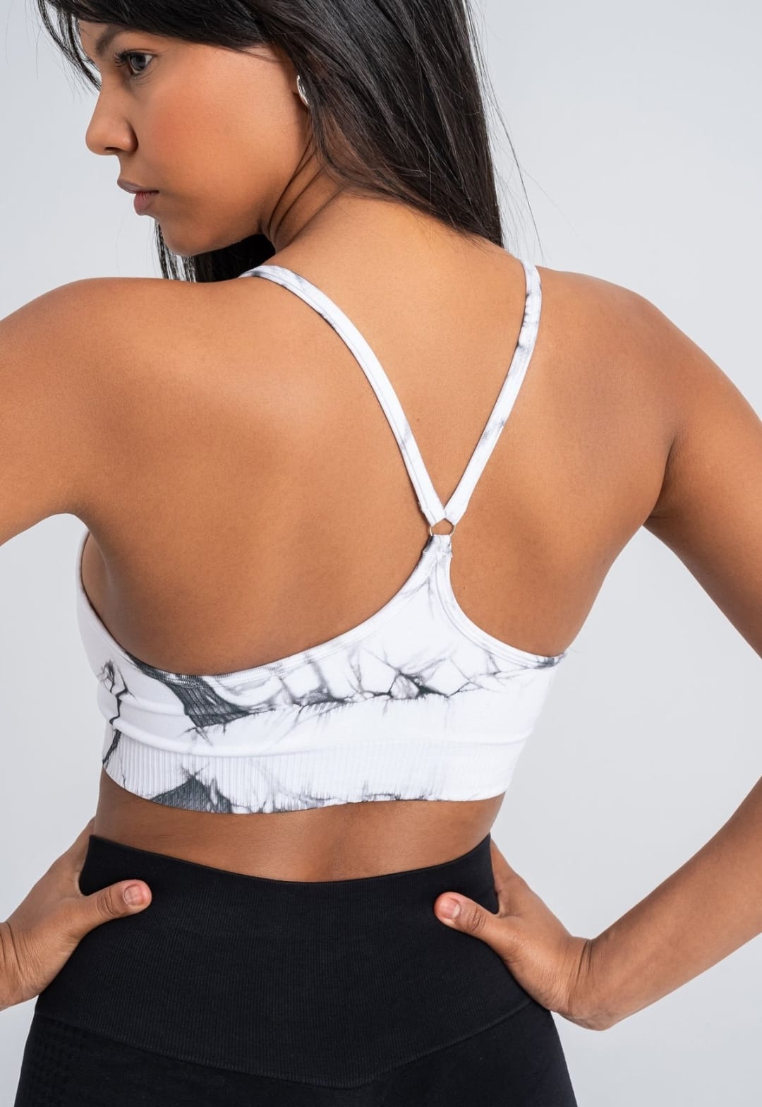 Batik White-Black Seamless Bra - Full Coverage, Ultra Comfort, and No Show Design