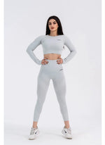 Light Grey Seamless Bra, Long Sleeve Crop & High-Waist 8/9 Leggings Set - Sculpting Fit and All-Day Comfort