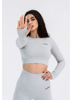 Light Grey Seamless Bra, Long Sleeve Crop & High-Waist 8/9 Leggings Set - Sculpting Fit and All-Day Comfort