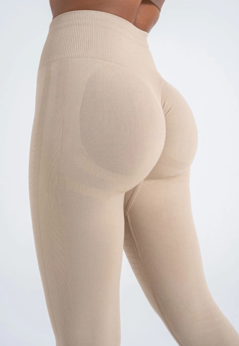 FlexForm™ Premium Seamless Push-Up Tayt