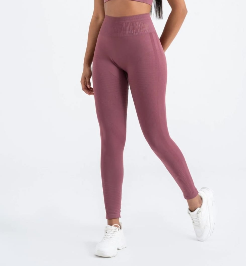 FlexForm™ Premium Seamless Push-Up Tayt