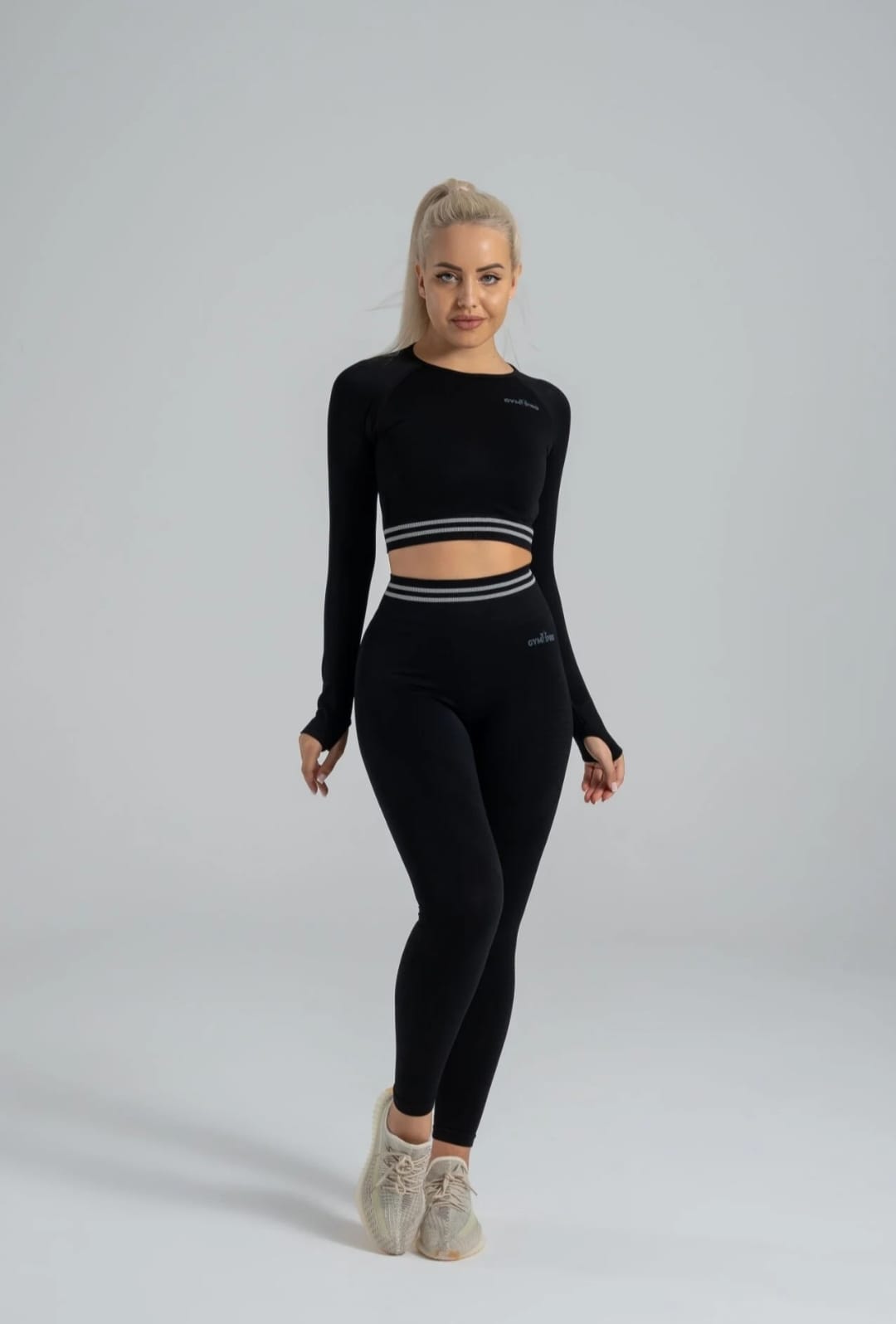 Seamless leggings suite black with hoops