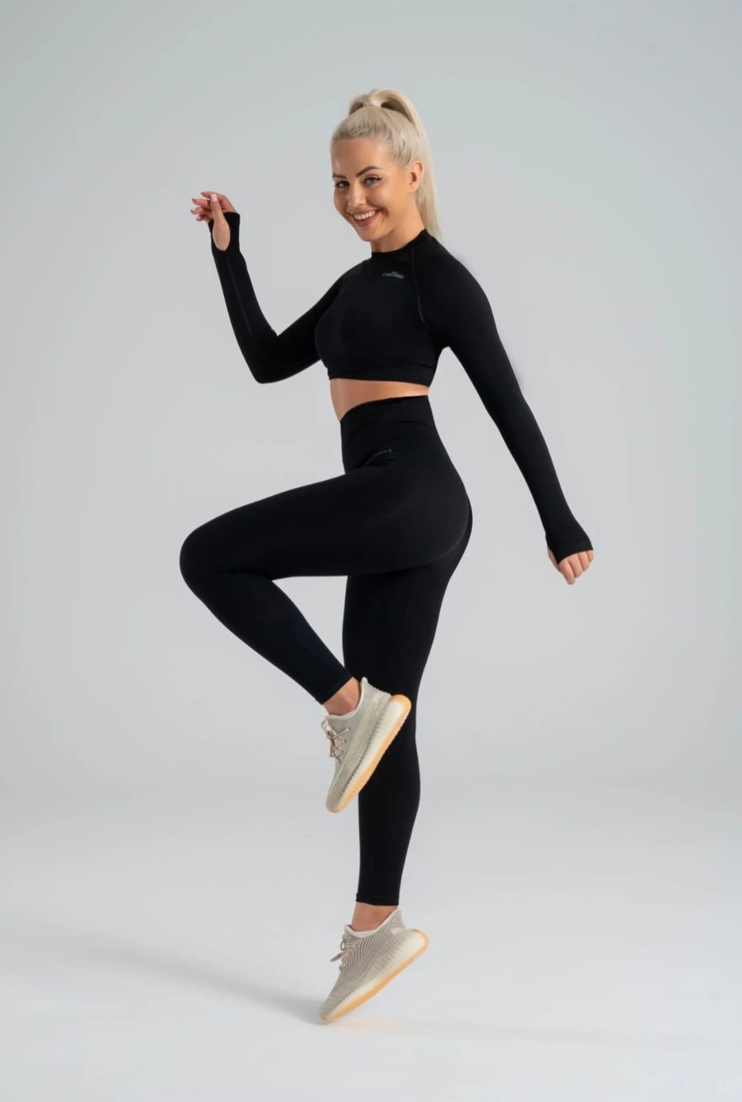 Seamless leggings suite black